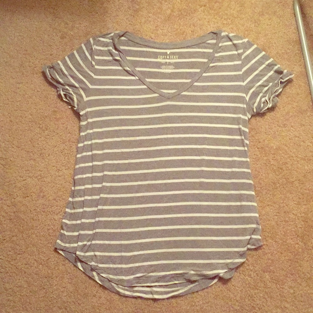 AEO Soft and Sexy V neck